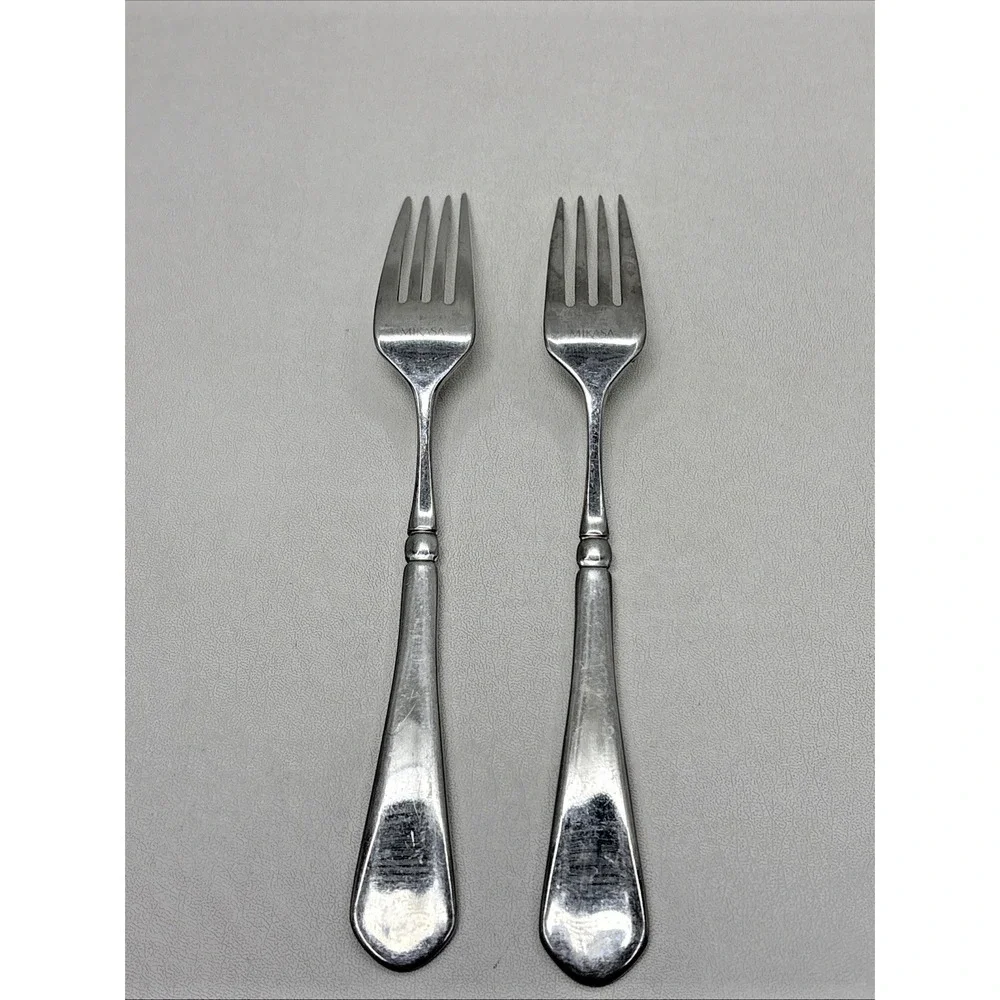 2 Mikasa French Countryside Stainless Dinner Forks 7 7/8